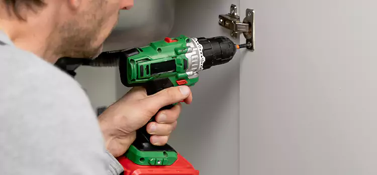 Commercial Door Hinge Repair Oregon
