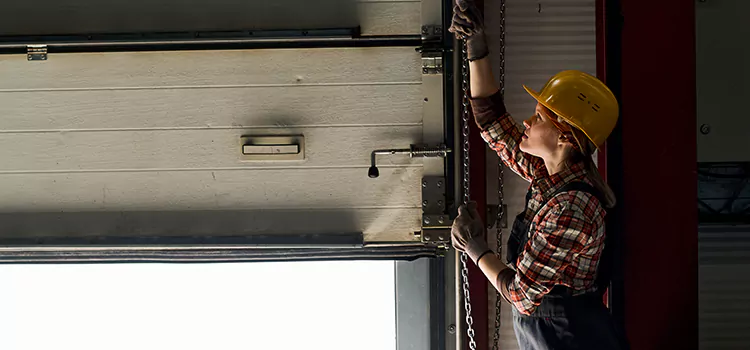 Addressing Common Garage Door Stoppage Issues in Oregon, OH